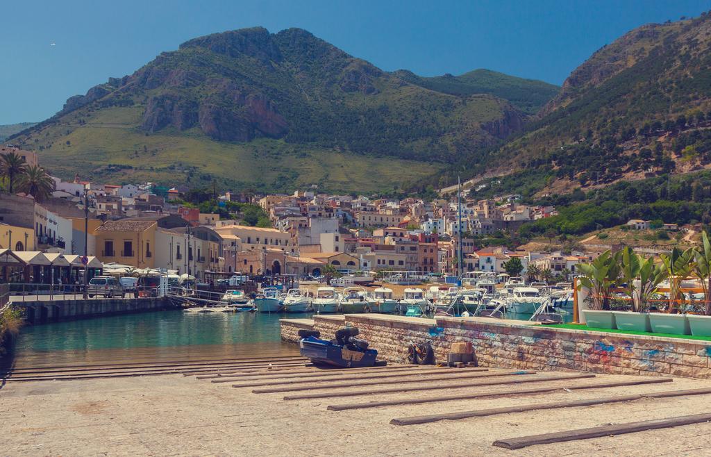 Bed & Breakfast Tiziana Castellammare del Golfo Exterior photo